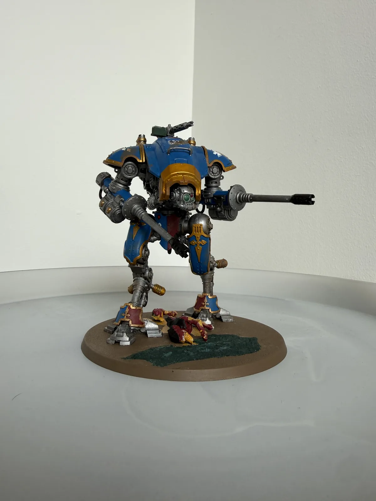 Commissioned Imperial Knight in blue and gold, head-on with battle cannon
